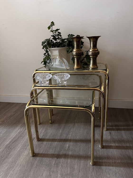 Image 1 of Mimi set Nesting tables brass