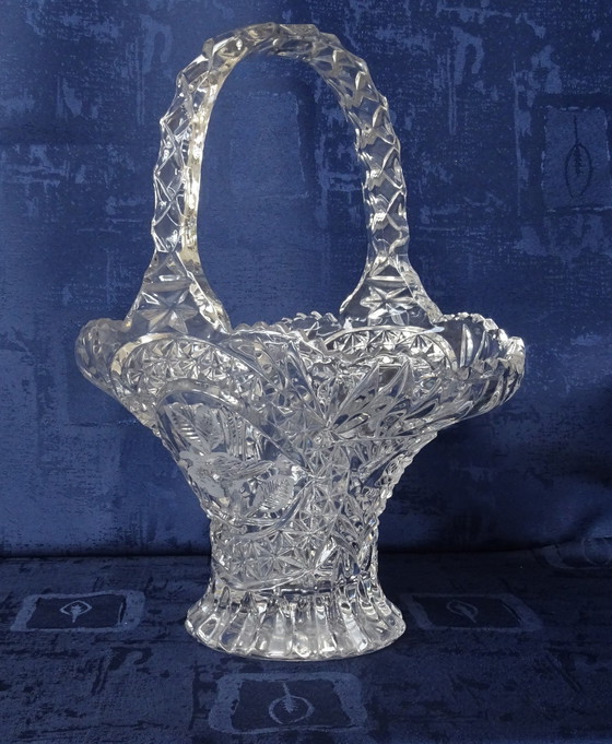 Image 1 of Centrepiece