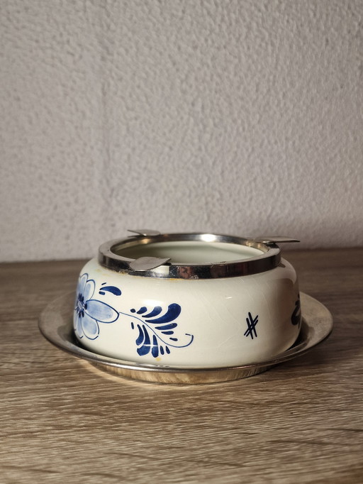 Rare Delft Blue Dovo Holland Porcelain Chrome Ashtray