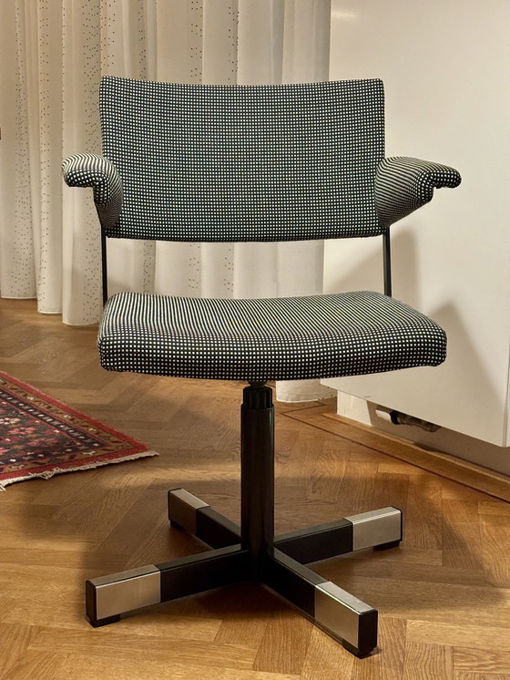 Image 1 of 4x Gispen Office Chairs Model 1645 André Cordemeyer