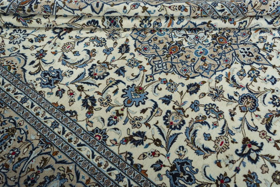 Image 1 of Alfombra oriental de corcho Keshan anudada a mano – 403 x 296 cm