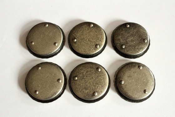 Image 1 of Sottobicchieri ricamati a mano anni '50 - Metallo stagnato, vetro, ricamo - Set da 6 - Vintage