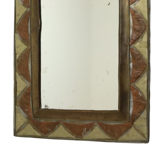 Image 1 of Petit miroir en cuivre