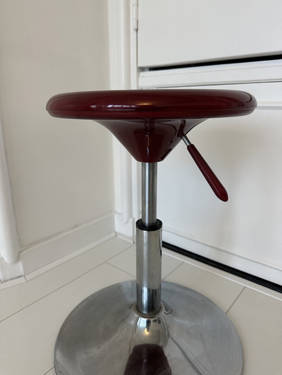 Image 1 of Vintage Hairdresser Kapperkrukjes Stools Retro Red