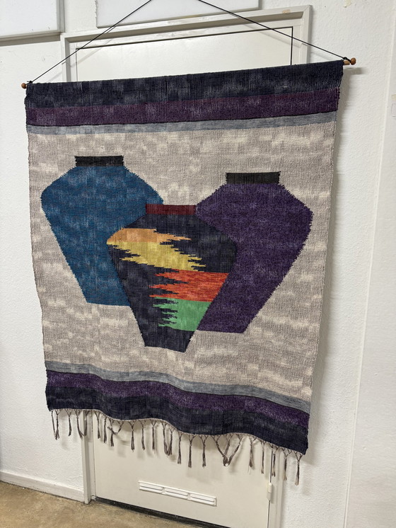 Image 1 of Tapisserie vintage avec vases