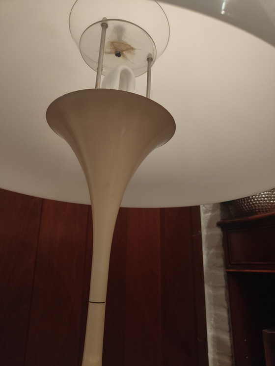 Image 1 of Lámpara de mesa Louis Poulsen Panthella Ø50 cm blanca