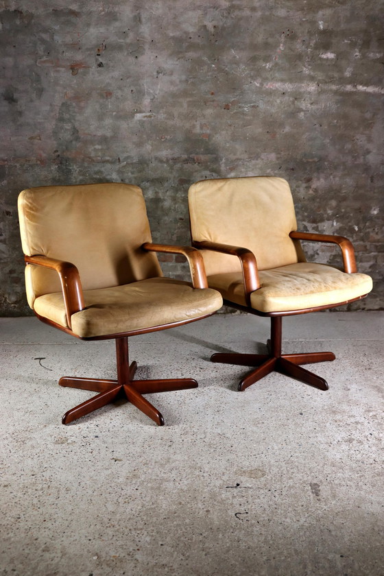 Image 1 of 2x Walter Knoll Don armchair