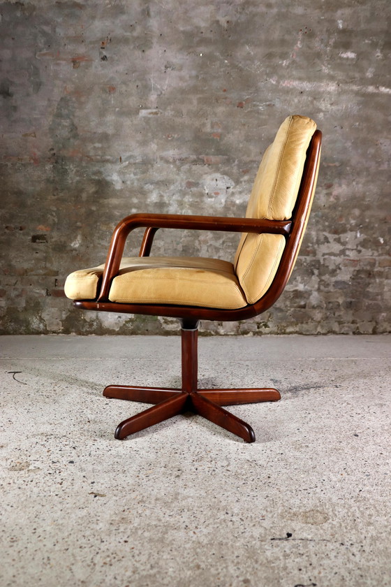 Image 1 of 2x Walter Knoll Don armchair