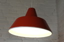 Lampe suspendue vintage en émail orange foncé