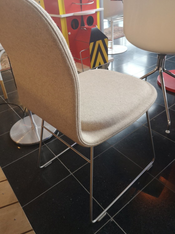 Image 1 of Hi-Pad Chair