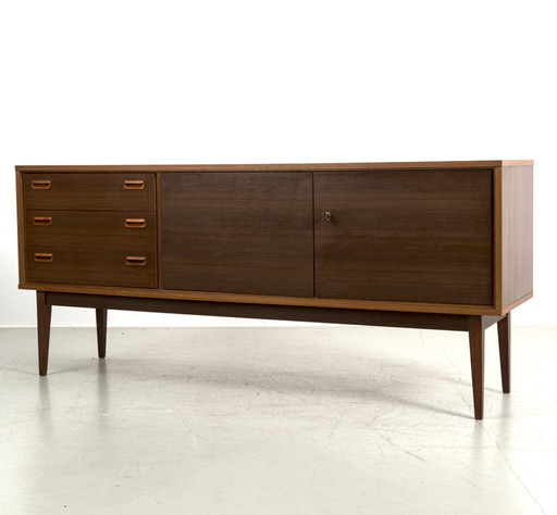 Mid century dressoir