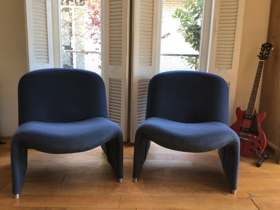 Image 1 of 2x Artifort Alky armchairs