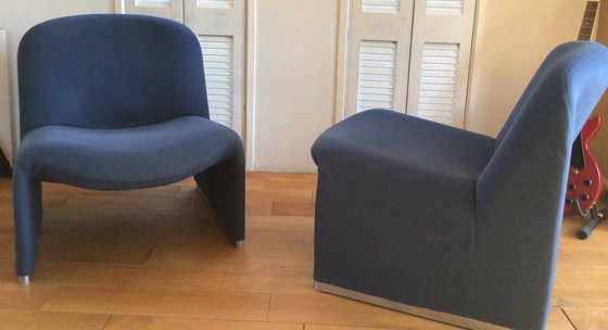 Image 1 of 2x Artifort Alky armchairs