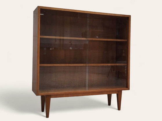 Image 1 of Mid - Century display cabinet