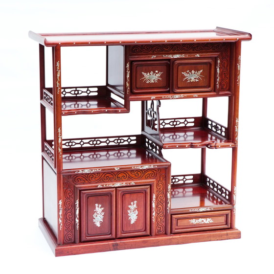 Image 1 of Cabinet japonais