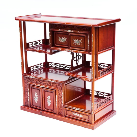 Image 1 of Cabinet japonais