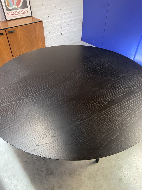 Image 1 of Snaregade dining table round