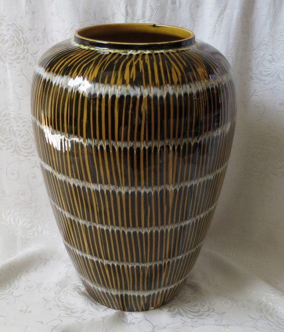 Image 1 of Rockabilly flower vase