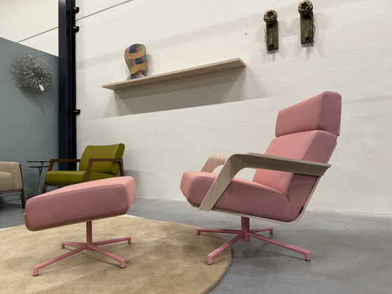 Image 1 of Harvink The Cape Swivel Armchair With Footstool Pink Fabric