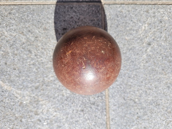 Image 1 of Scatola decorativa vintage con articoli per sport con la palla