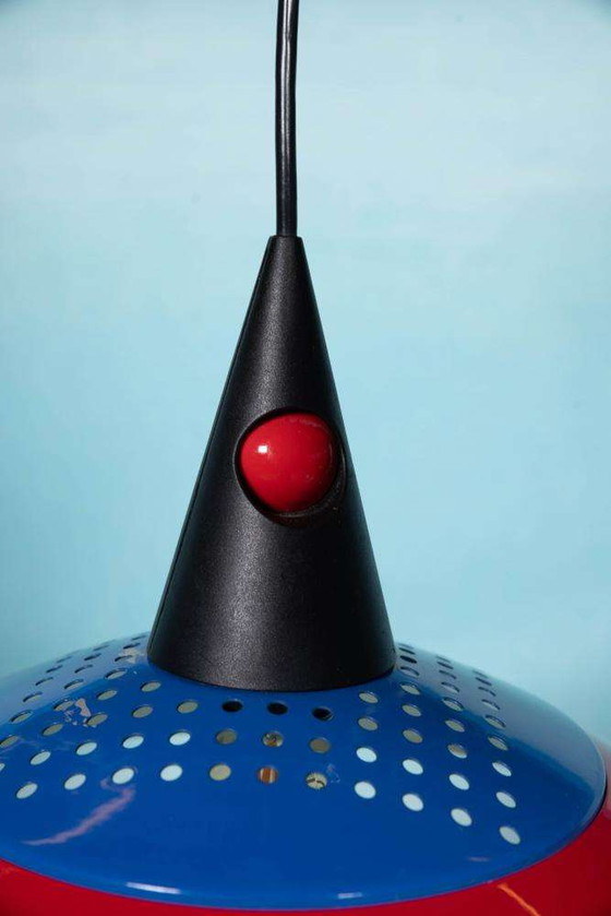 Image 1 of Lampe suspendue de style Memphis 1980, rouge-bleu-noir pour enfants