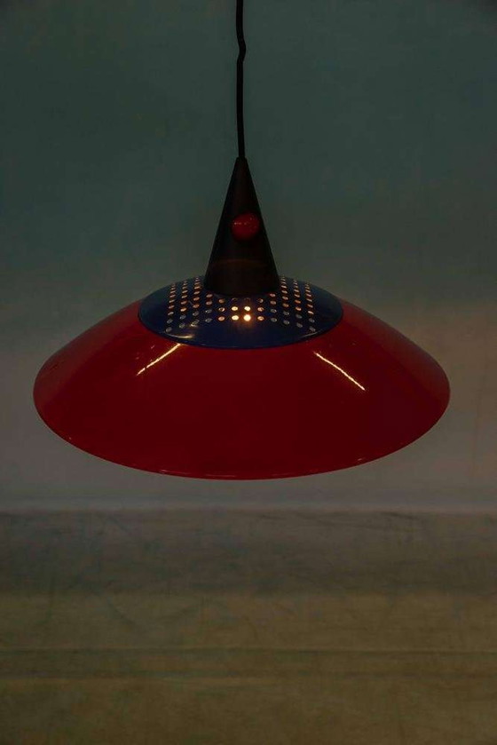 Image 1 of Lampe suspendue de style Memphis 1980, rouge-bleu-noir pour enfants