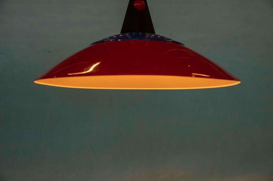 Image 1 of Lampe suspendue de style Memphis 1980, rouge-bleu-noir pour enfants