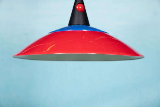 Image 1 of Lampe suspendue de style Memphis 1980, rouge-bleu-noir pour enfants