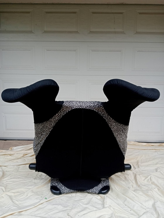 Image 1 of Cassina 111 Wink chair