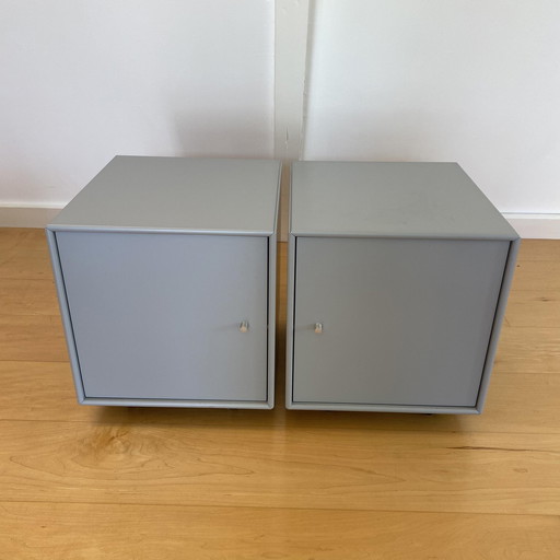 2x Montana cube storage units