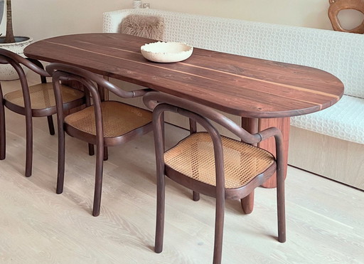 Madeleine Dining Table