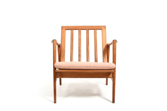 Image 1 of Swarzedka 300-139 Chair