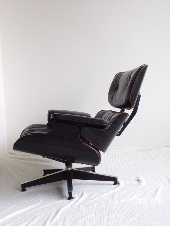 Image 1 of Chaise longue Eames par Herman Miller