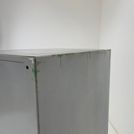 Image 1 of Cassettiera industriale vintage in metallo, Cecoslovacchia 1950