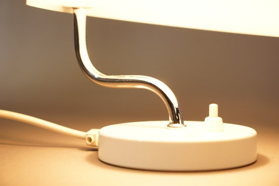 Image 1 of Lampada da tavolo vintage bianca da architetto, anni '70