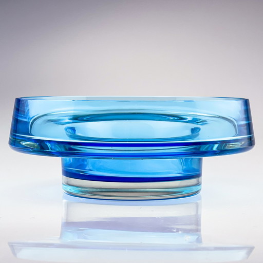 Kaj Franck - A large topaz-blue and clear glass art-object, model KF 261 - Nuutajärvi-Notsjö Finland circa (photo 2 of 8)
