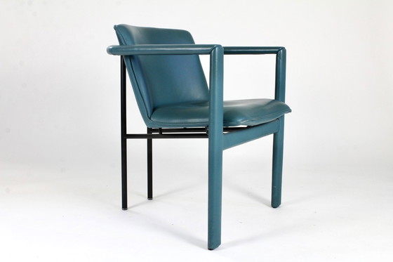 Image 1 of 4x Leolux Cachucha dining room chairs