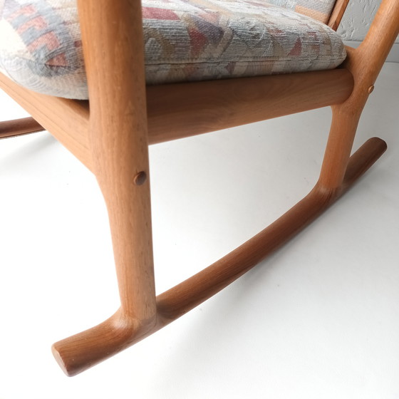 Image 1 of Sedia a dondolo vintage in teak Jacob Kjaer