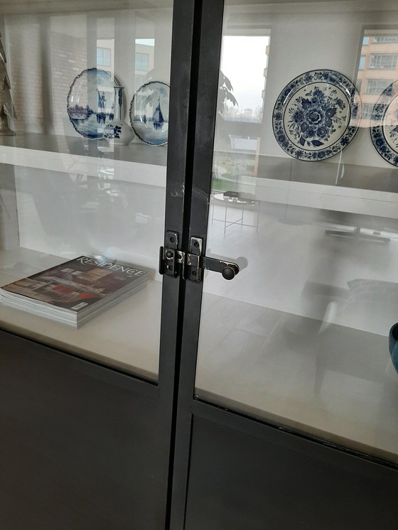 Image 1 of Modern display cabinet