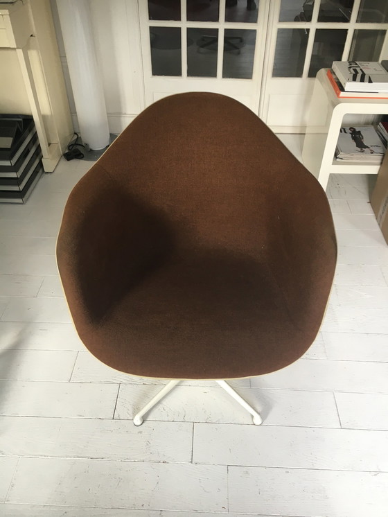 Image 1 of Fauteuil DAX de Charles et Ray Eames.