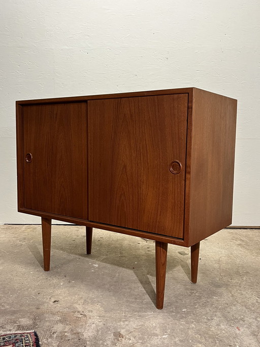 Kai Kristiansen pour Feldballes Møbelfabrik Commode design danois