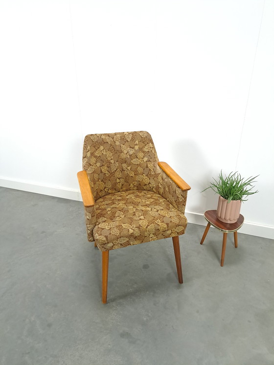 Image 1 of Fauteuil en tissu avec dossier en bois et feuilles vintage