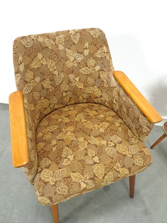 Image 1 of Fauteuil en tissu avec dossier en bois et feuilles vintage