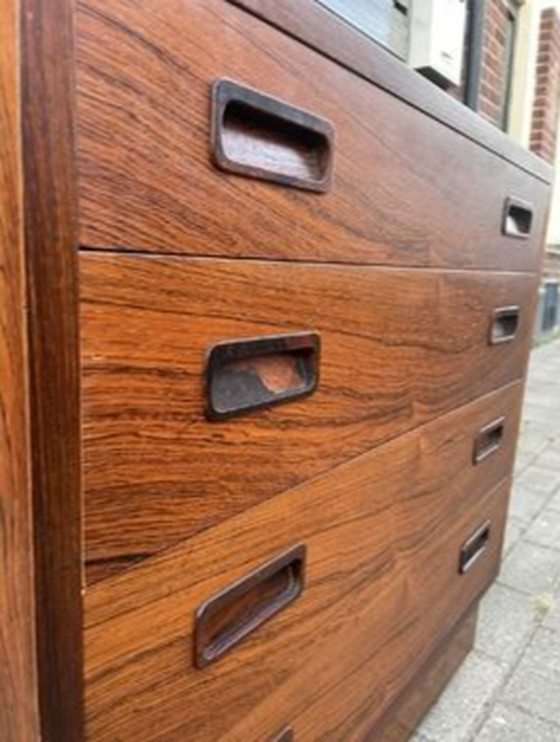 Image 1 of Rosewood 4-drawer chest of drawers with beautiful appearance