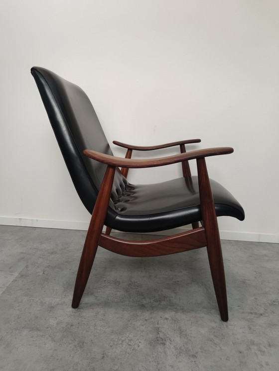 Image 1 of Poltrona Webe vintage di Louis van Teeffelen