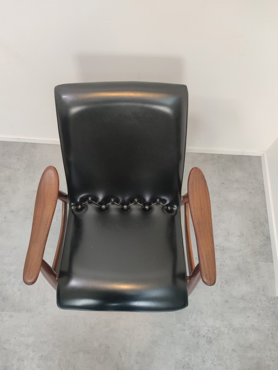 Image 1 of Poltrona Webe vintage di Louis van Teeffelen