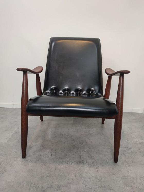 Image 1 of Poltrona Webe vintage di Louis van Teeffelen