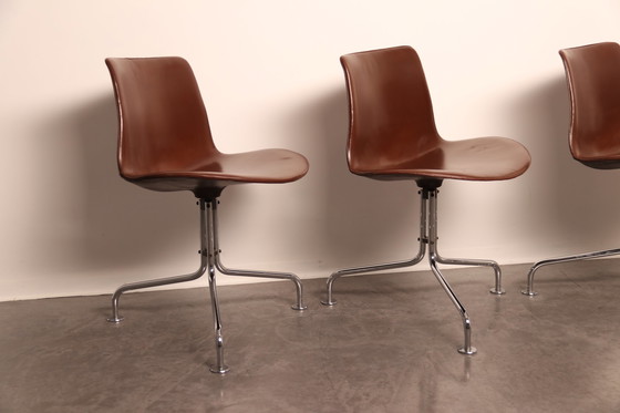 Image 1 of 4x BO - EX model BO611 swivel chairs