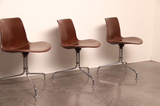 Image 1 of 4x BO - EX model BO611 swivel chairs