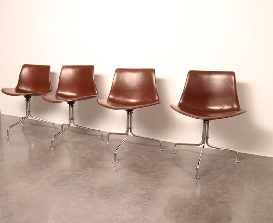 Image 1 of 4x BO - EX model BO611 swivel chairs